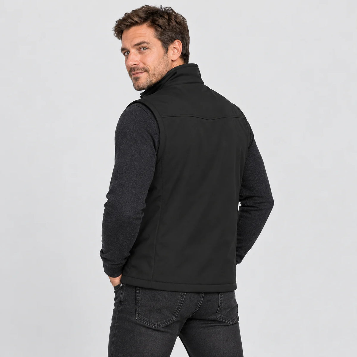 Heated outdoor vest PyreFit Relior, back view
