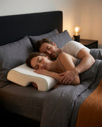 Oreiller pour couple avec passage pour le bras – se coller sans avoir le bras engourdi – image du produit 2