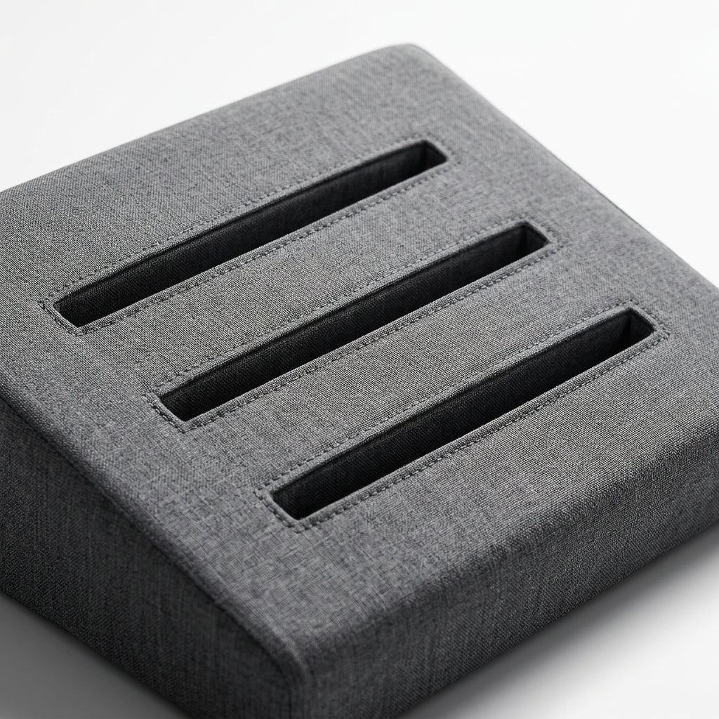 Tablet pillow with holder – hands-free reading and a comfy spot for your laptop – product image 4