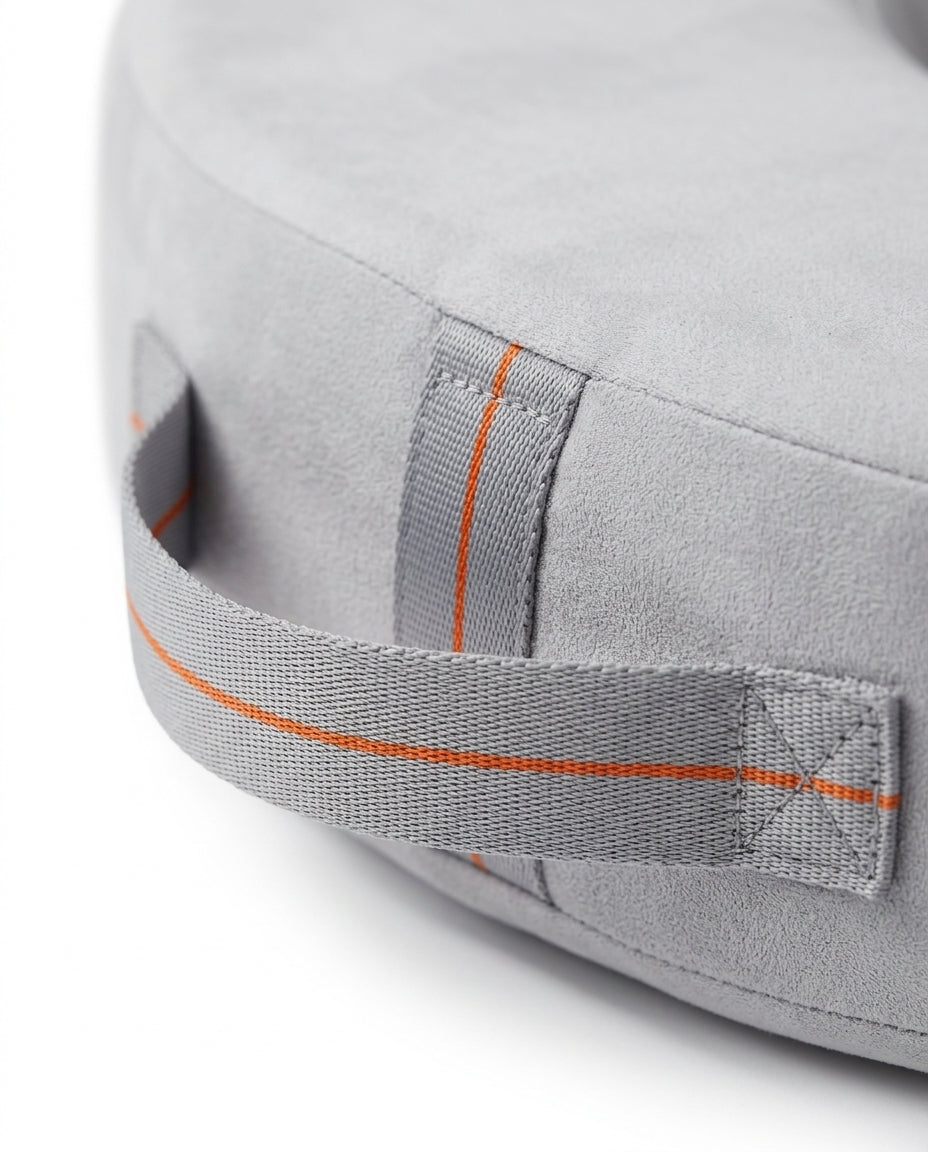 Ergonomically shaped nursing pillow – takes the strain off arms and shoulders while feeding – product image 4