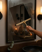 Raclette de douche en laiton avec support mural – verre sans traces pour la douche et le miroir – image du produit 8