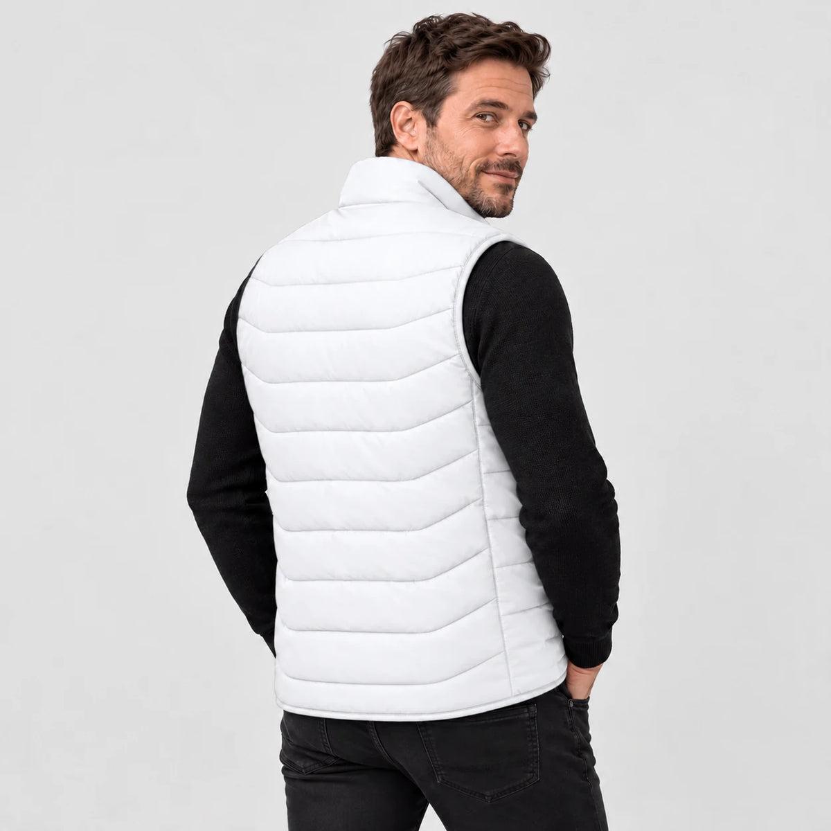 PyreFit Aurina in white – back view