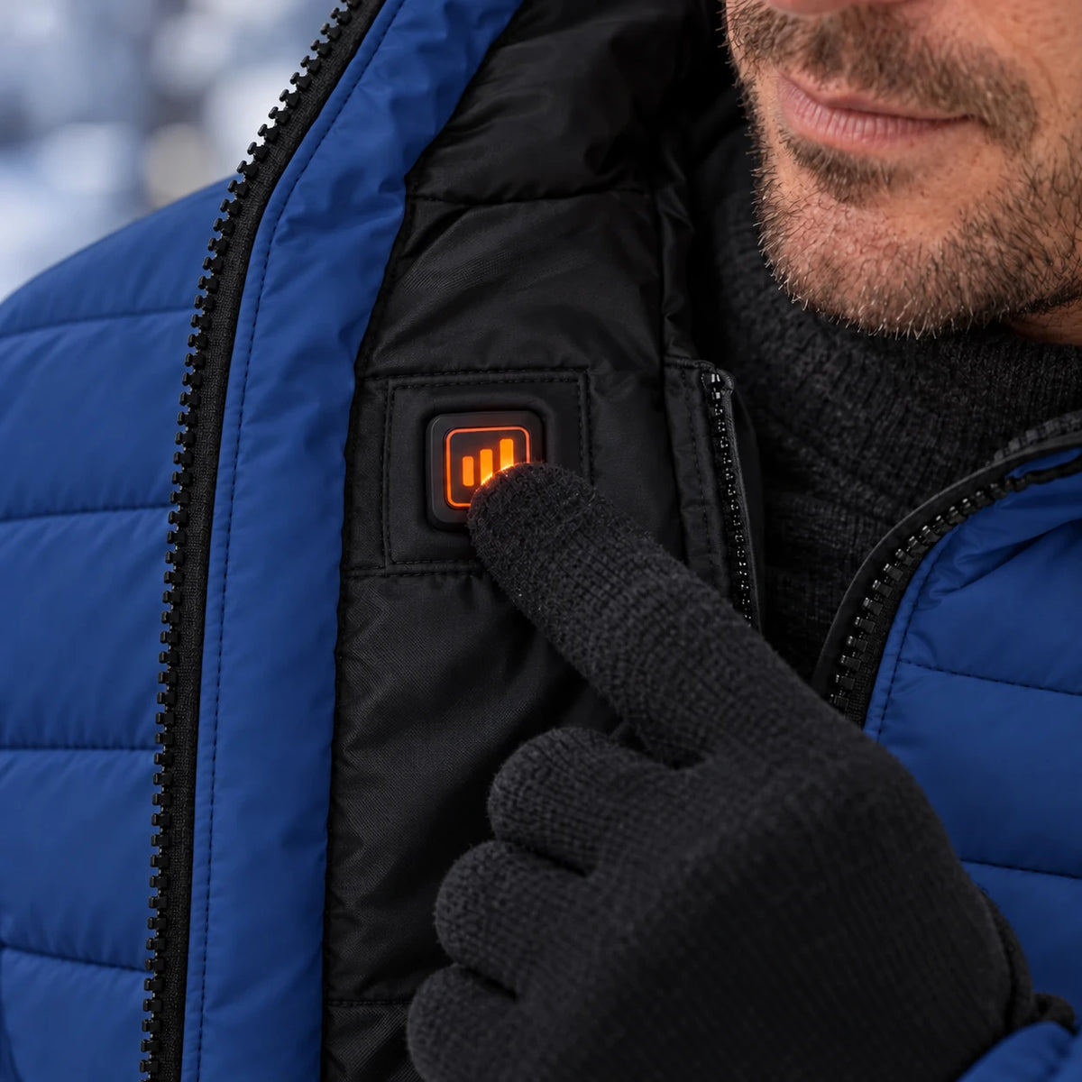 PyreFit Expelia in navy – controls close-up