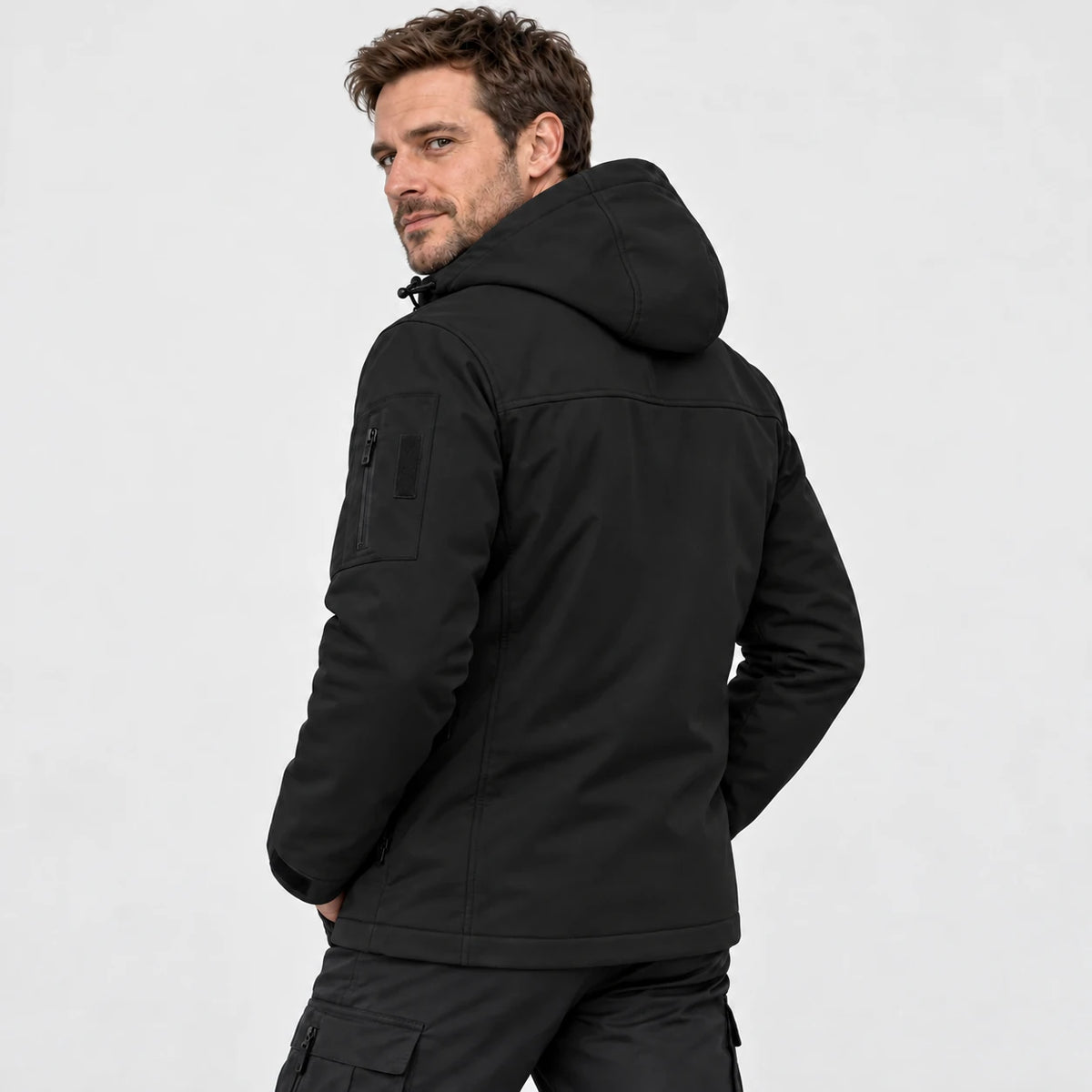 PyreFit Novera in black – back view