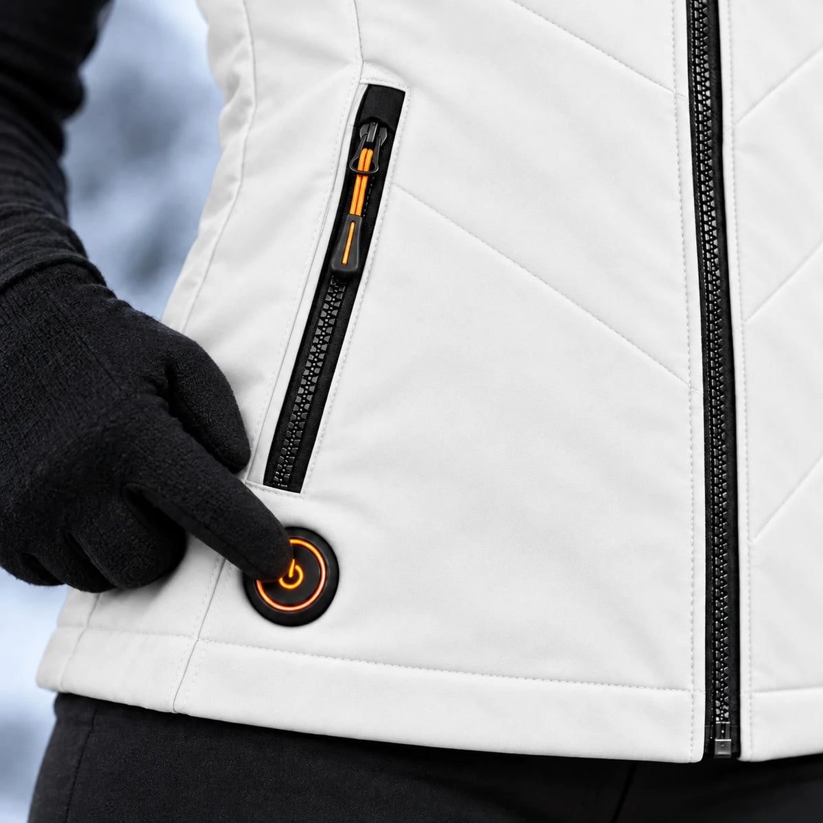PyreFit Transitor in white – controls close-up