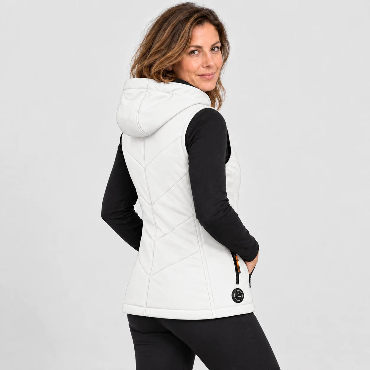 PyreFit Transitor in white – back view