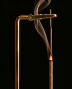 Porte-encens en laiton et en bois – coupelle en verre qui recueille proprement les cendres – image du produit 4