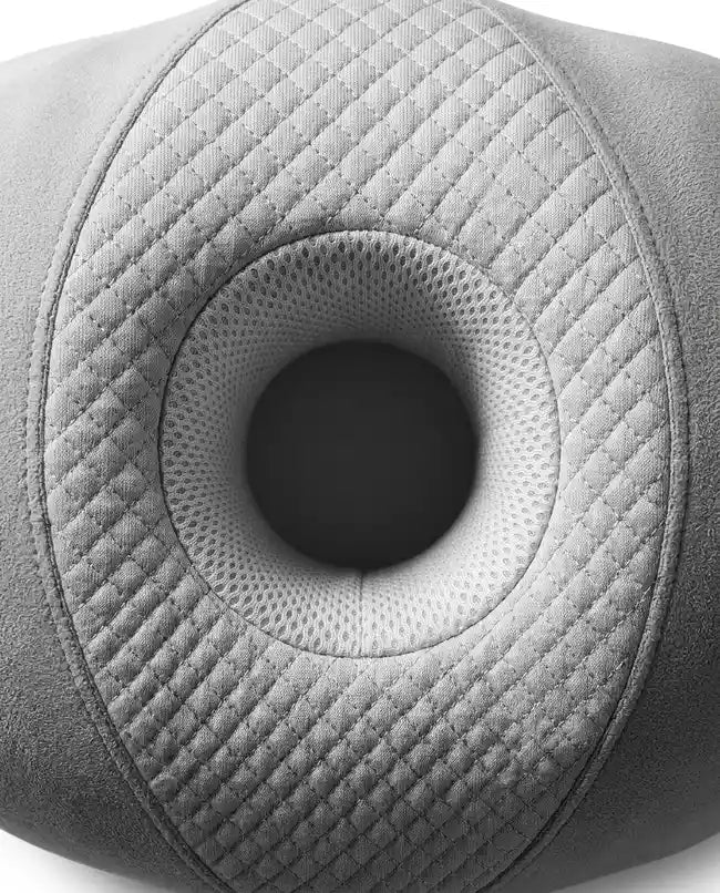 Side sleeper pillow with ear cut-out – memory foam for pressure-free ears – product image 4