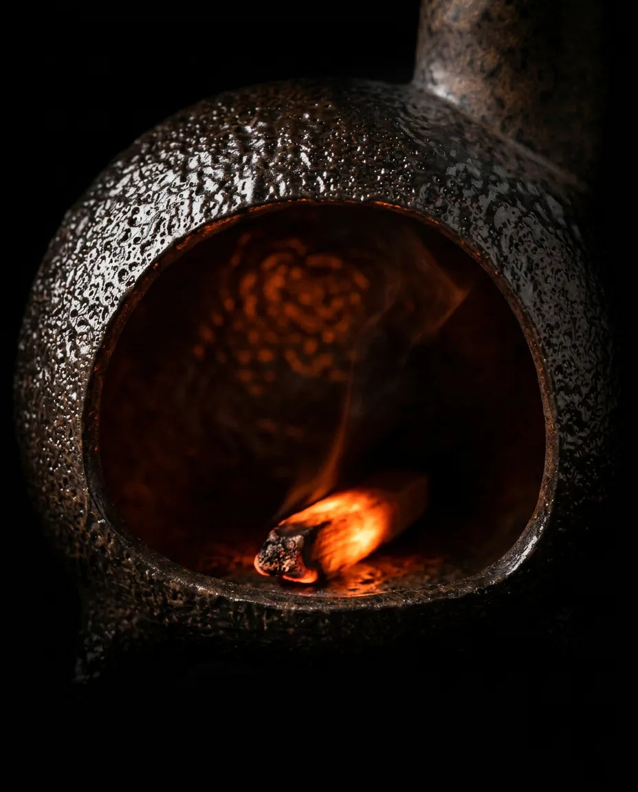 Porte-encens en céramique – contenant sculptural pour palo santo et encens – image du produit 7