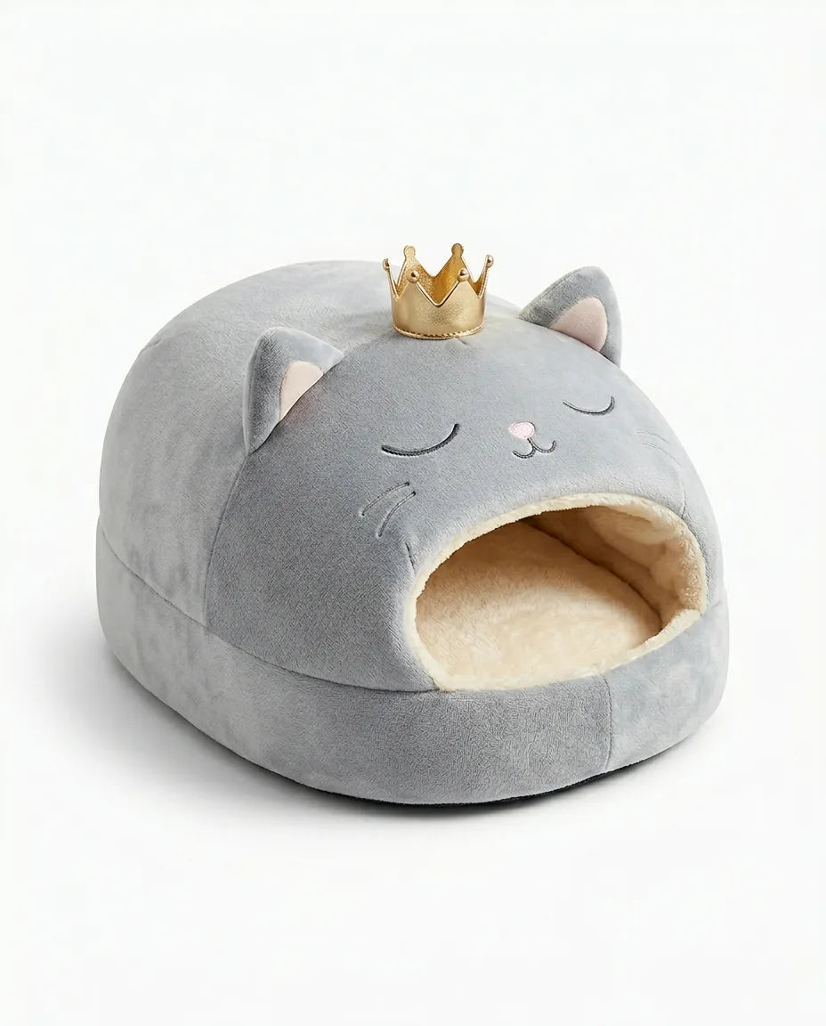 Cat-shaped sherpa foot warmer in grey with front opening