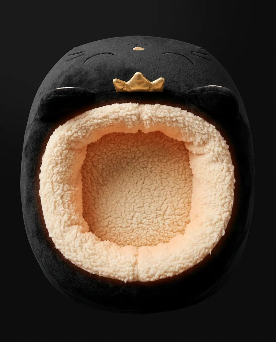 Close-up of the light sherpa lining inside the cat foot warmer