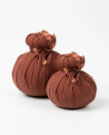 Balles de massage chauffantes garnies d'herbes – détente apaisante pour la nuque et le dos – image du produit 1