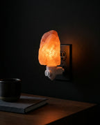 Lampe en sel de l'Himalaya – lumière d'ambiance chaleureuse pour la chambre et le coin lecture – image du produit 2
