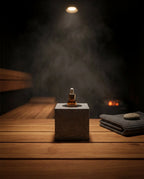 Présentoir à huiles essentielles en granit – support sculptural pour sauna et spa – image du produit 2