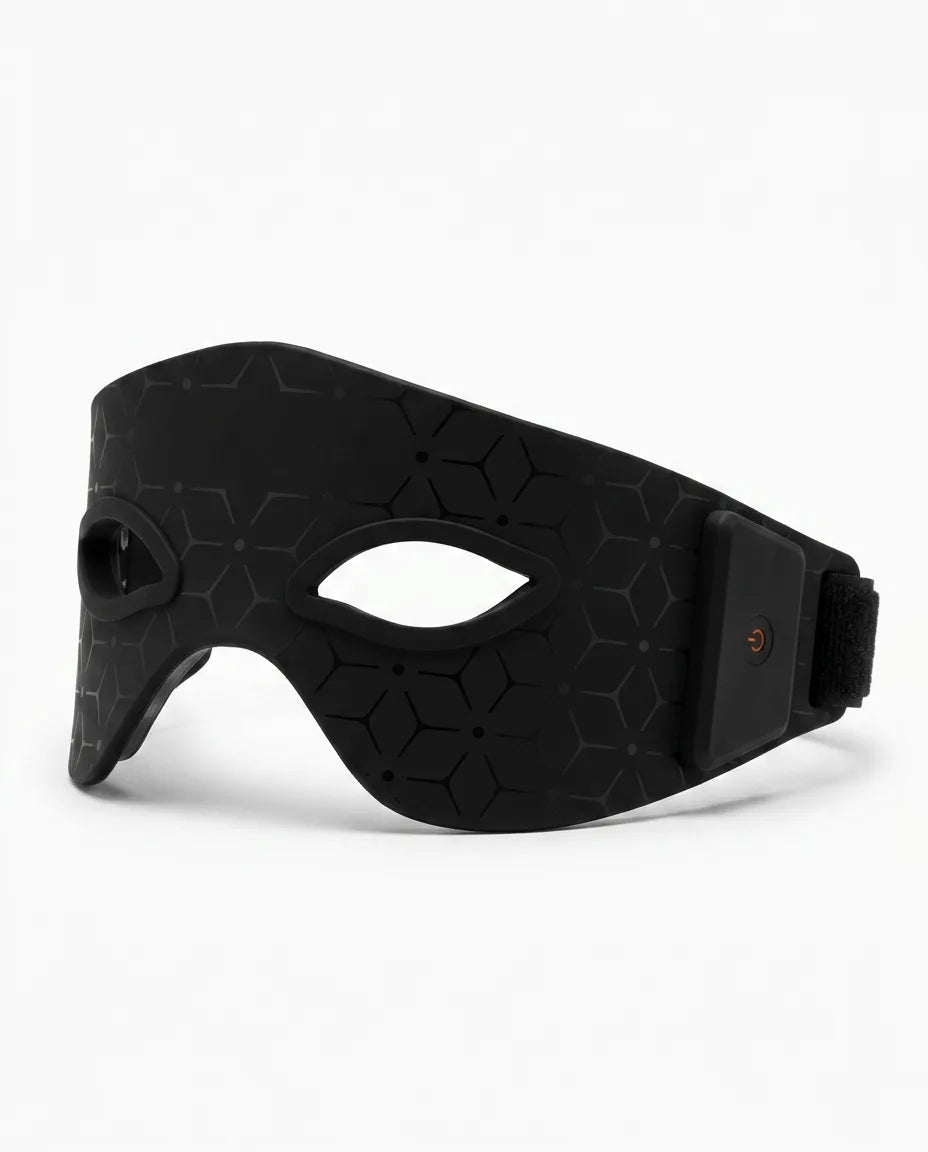 LED eye mask with red light – black colour option