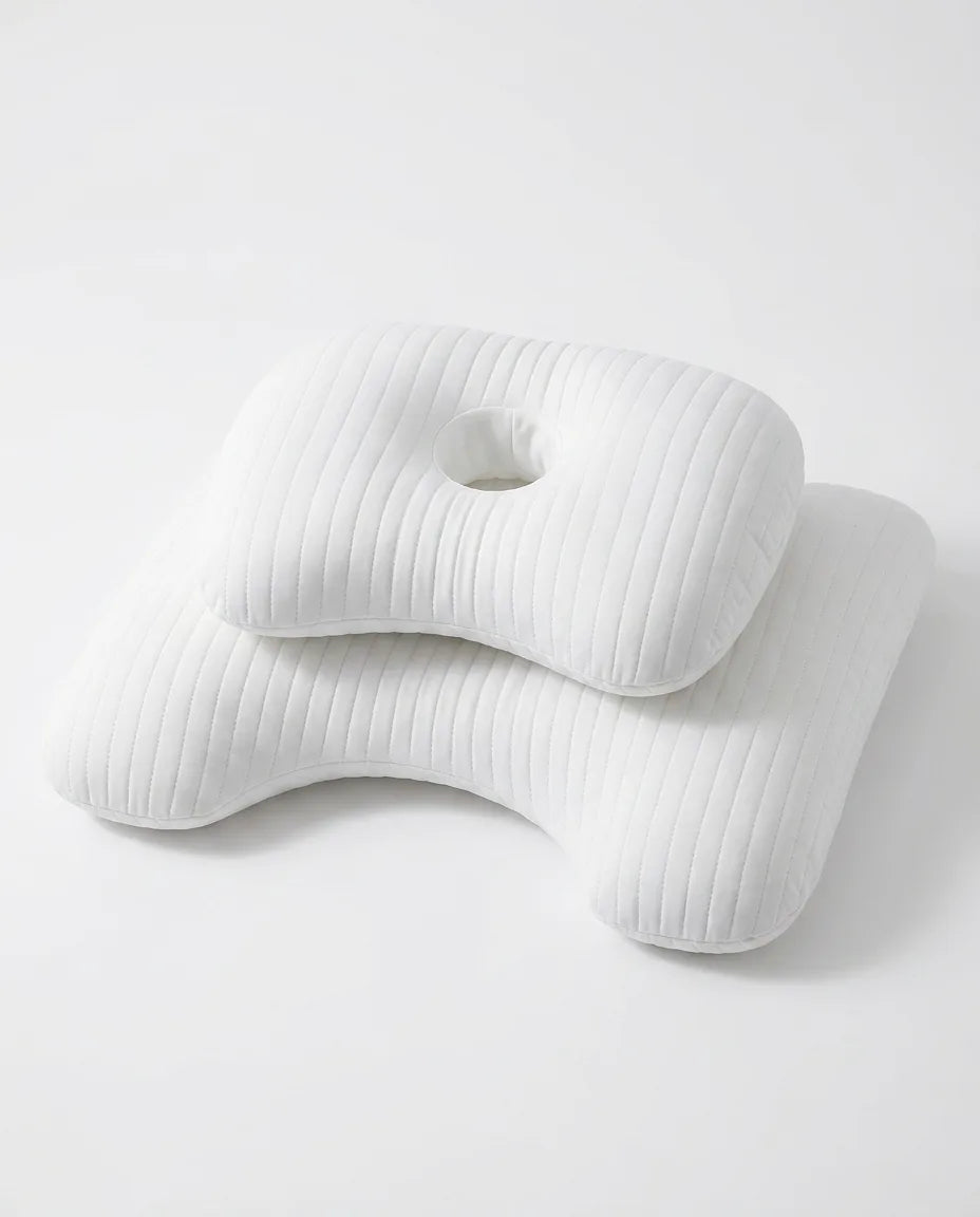Side sleeper pillow with ear cut-out – ergonomic support for neck and arm – product image 10